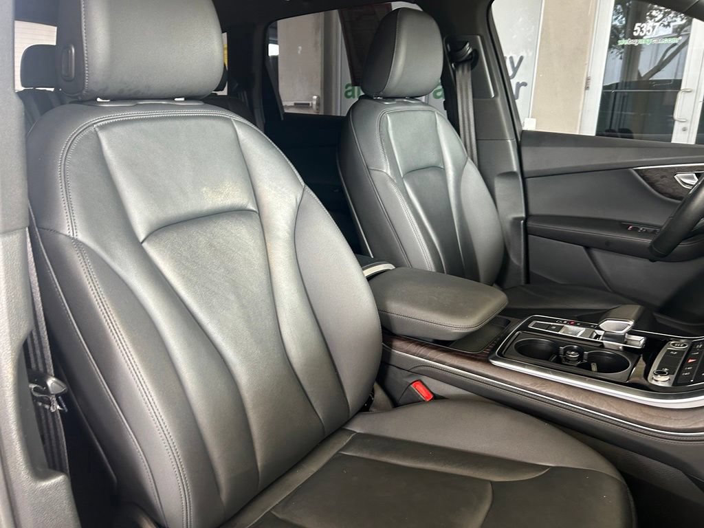 Used 2023 Audi Q7 2.0T Premium Plus AWD/4WD image 24