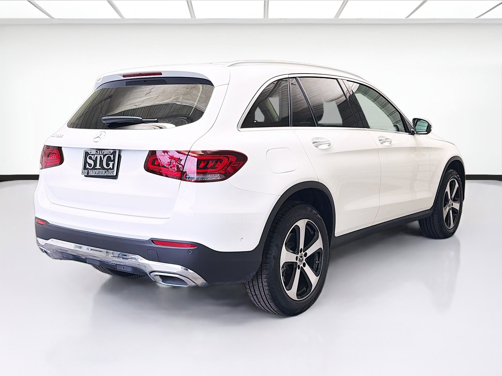 Used 2021 Mercedes-Benz GLC 300 image 4