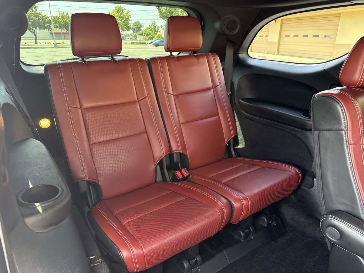 Used 2018 Dodge Durango SRT w/ Technology Group AWD/4WD image 24