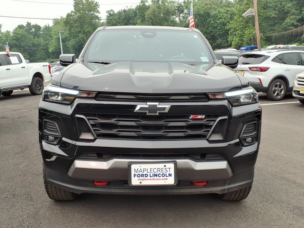Used 2024 Chevrolet Colorado Z71 AWD/4WD image 17