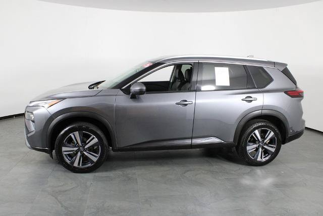 Certified 2026 Nissan Rogue SL FWD image 14