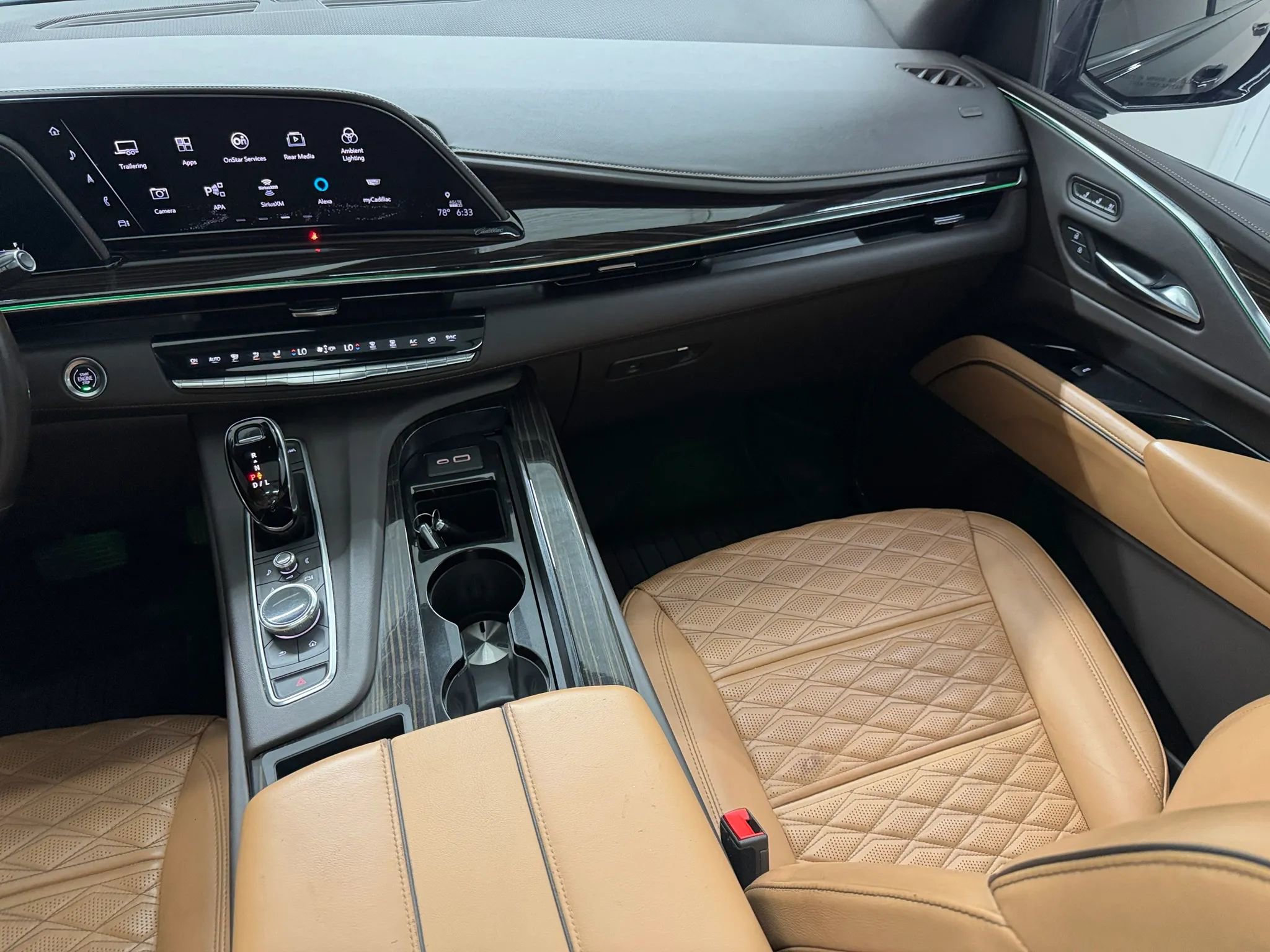 Used 2021 Cadillac Escalade ESV Sport AWD/4WD image 30