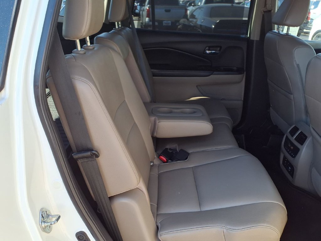 Used 2016 Honda Pilot Touring image 31