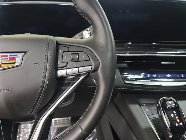 Certified 2024 Cadillac Escalade ESV V w/ LPO, Floor Liner Package AWD/4WD image 15