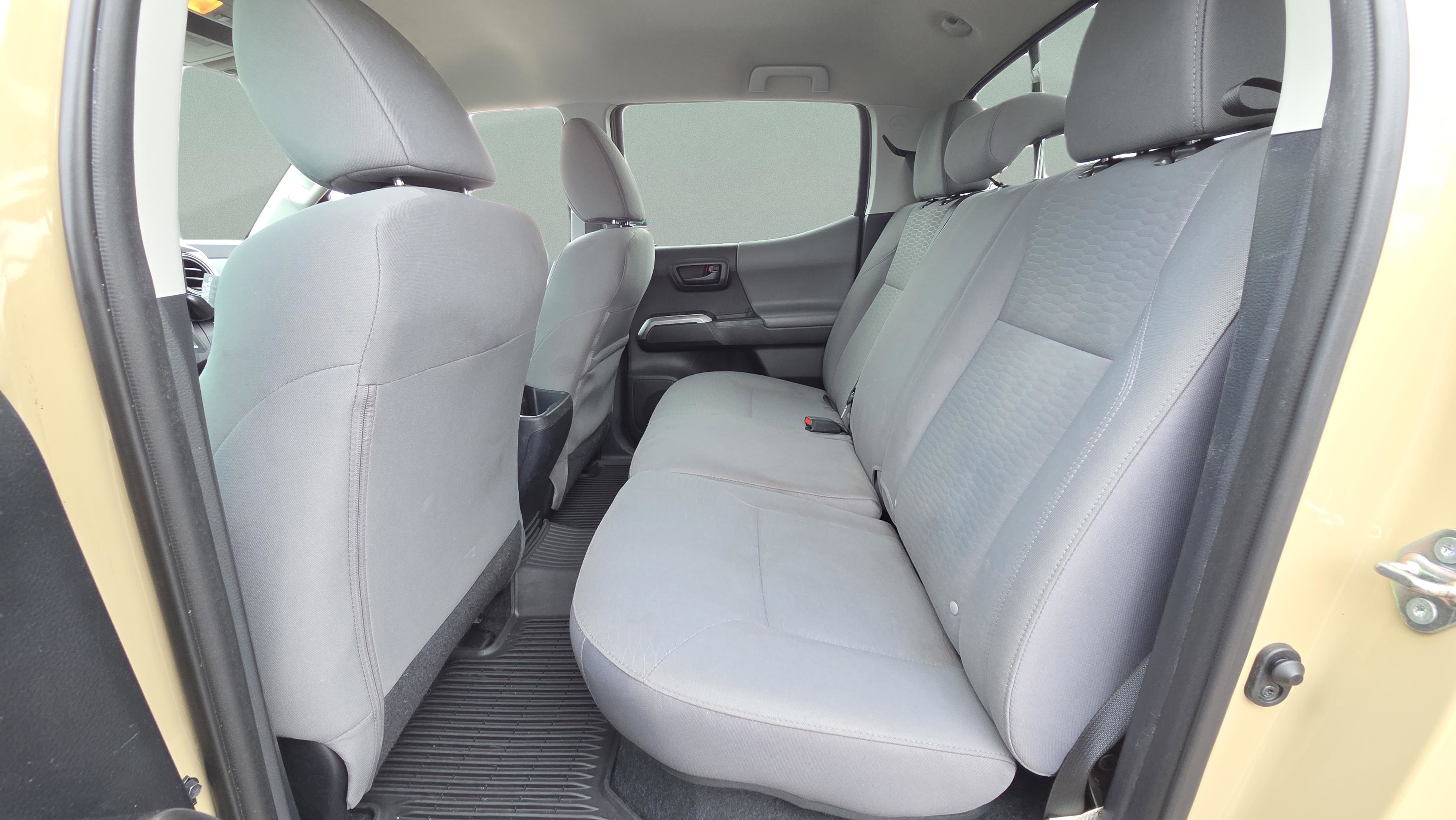Used 2019 Toyota Tacoma SR5 image 12