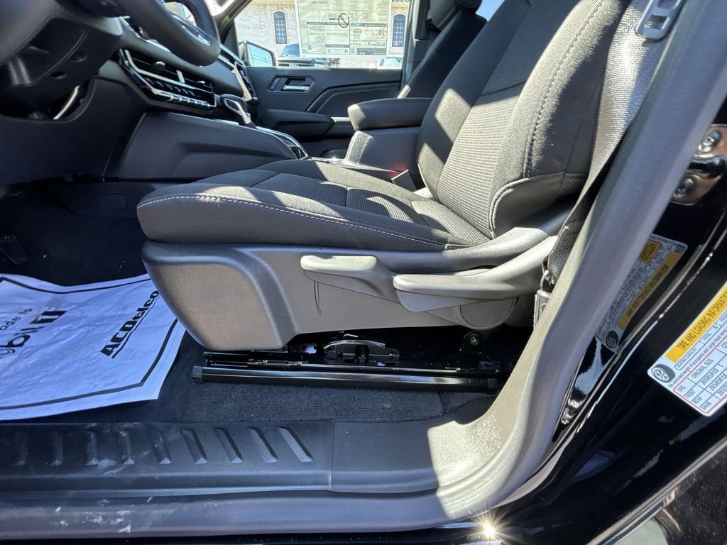 New 2026 GMC Canyon Elevation image 18