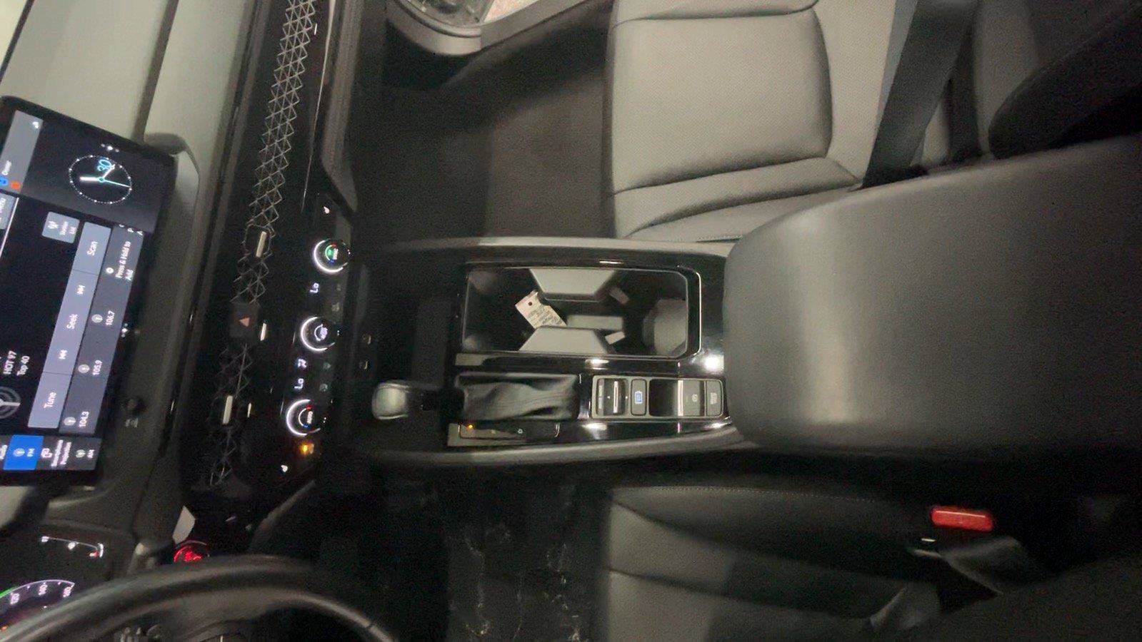Used 2024 Honda Accord EX-L image 37