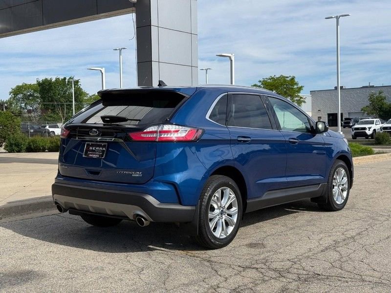 Used 2020 Ford Edge Titanium AWD/4WD image 3