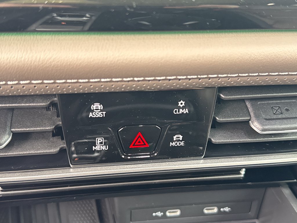 New 2026 Volkswagen Atlas SEL AWD/4WD image 22
