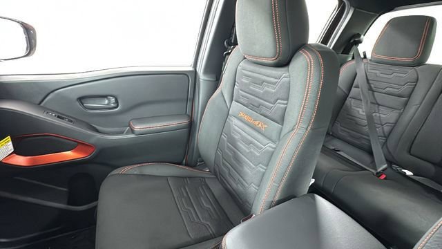 New 2026 Nissan Frontier PRO-4X w/ Pro-4x Convenience Package image 13