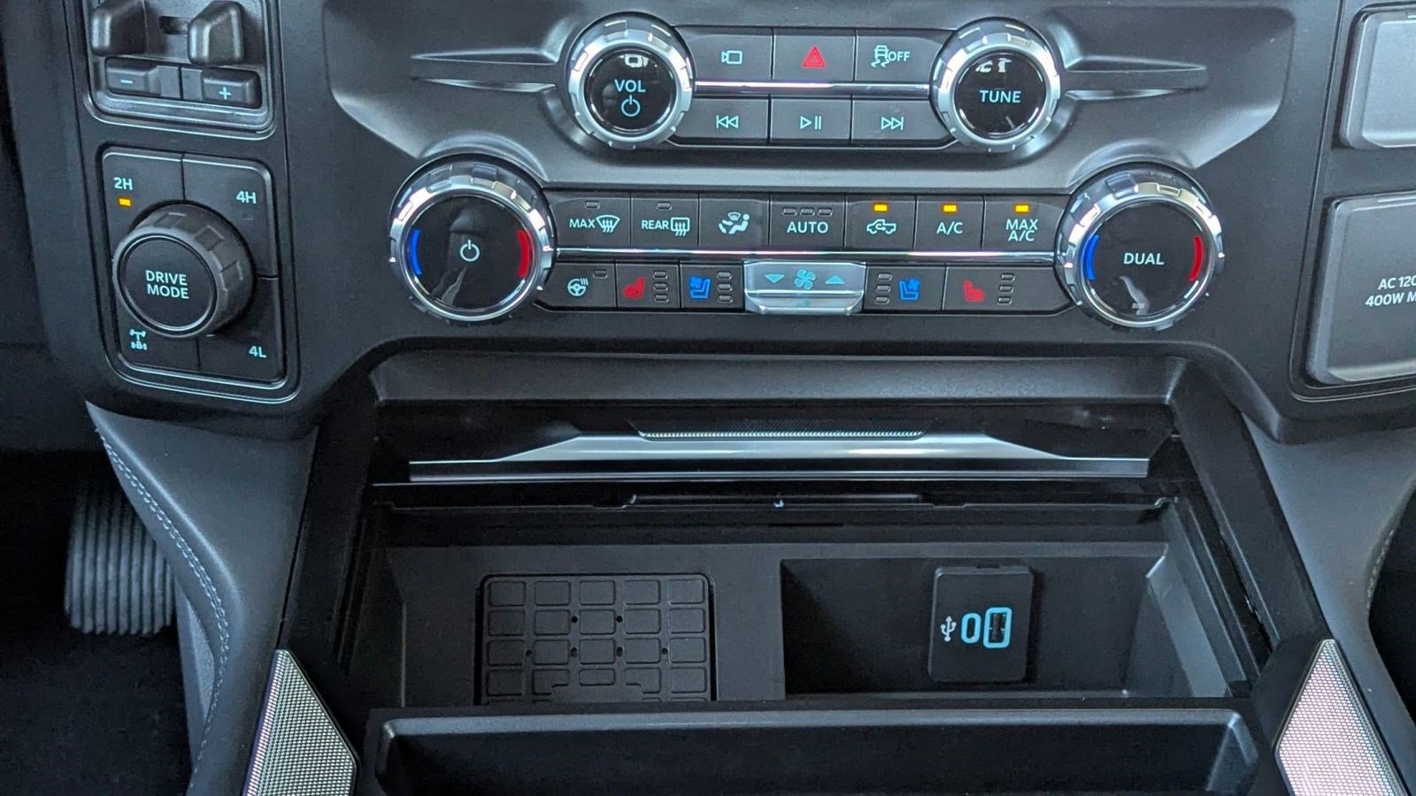 New 2026 Ford F250 Platinum image 27