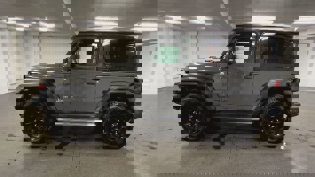 Used 2020 Jeep Wrangler Sport image 5