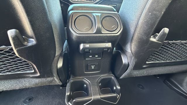Used 2024 Jeep Wrangler Unlimited Rubicon image 25