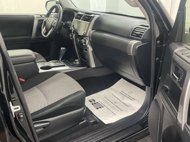 Used 2024 Toyota 4Runner SR5 image 29