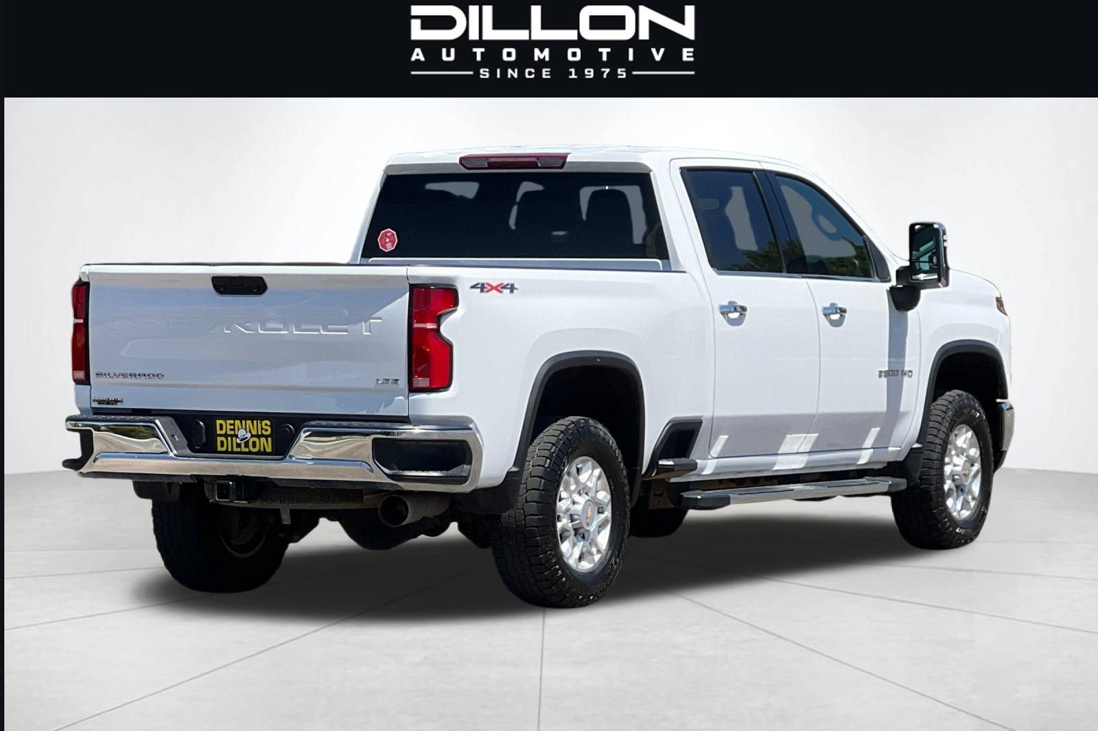 Used 2024 Chevrolet Silverado 2500 LTZ AWD/4WD image 4