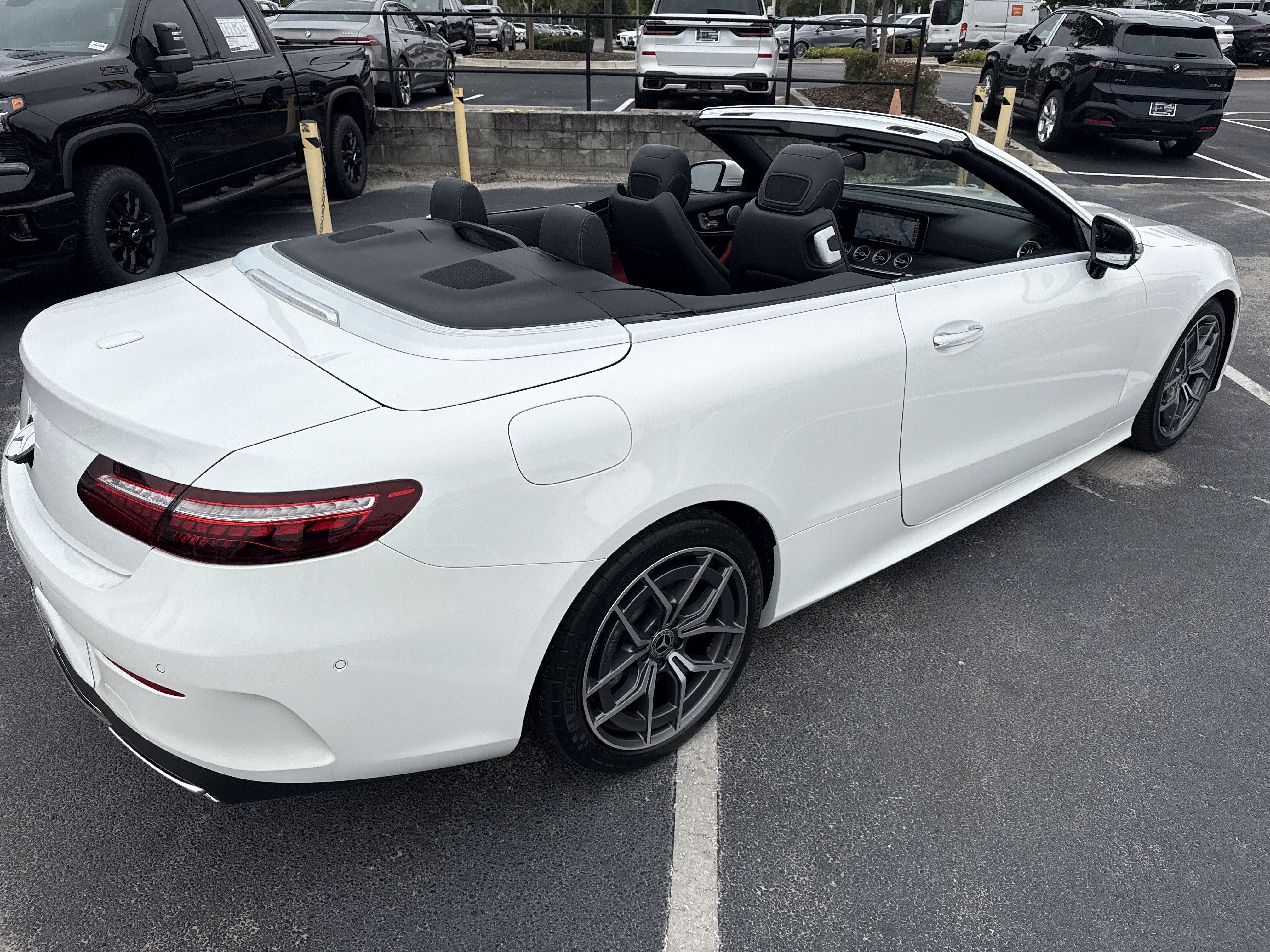 Used 2021 Mercedes-Benz E 450 Cabriolet image 40