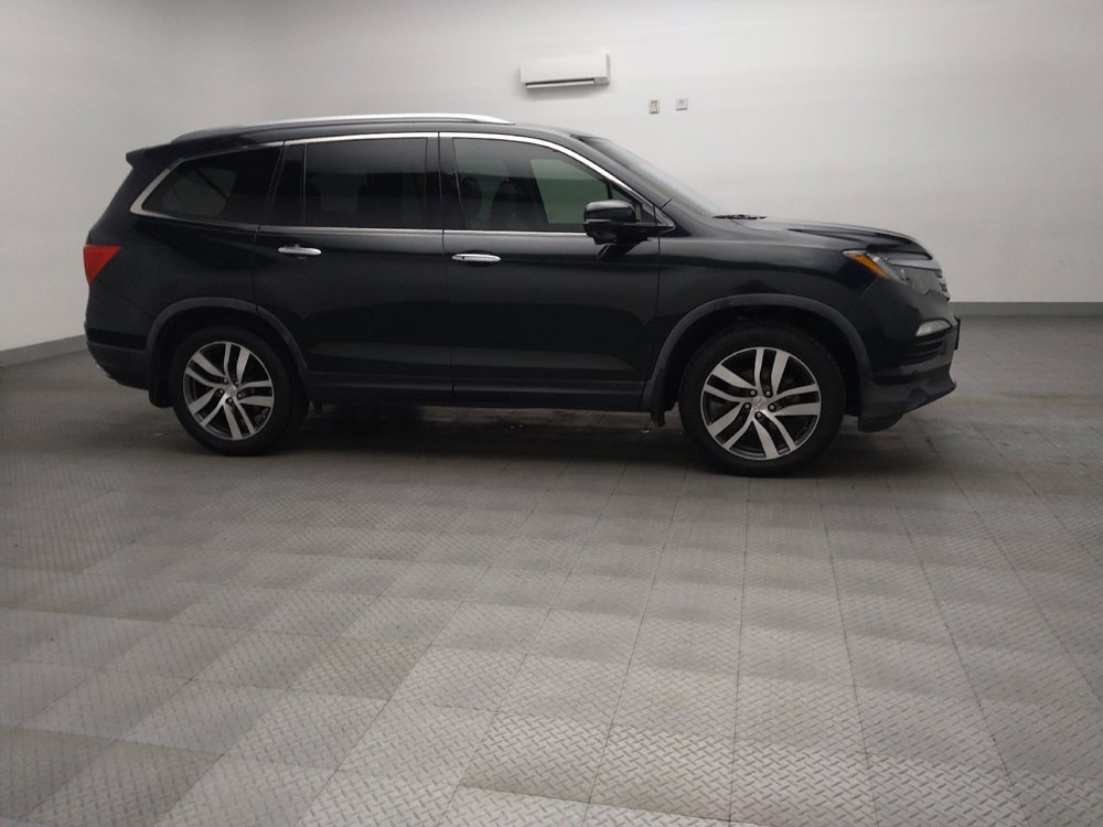 Used 2017 Honda Pilot Touring image 11