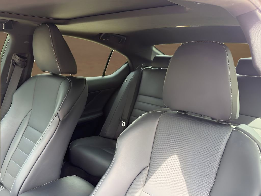 Used 2023 Lexus IS 350 F Sport w/ Navigation Package RWD image 12