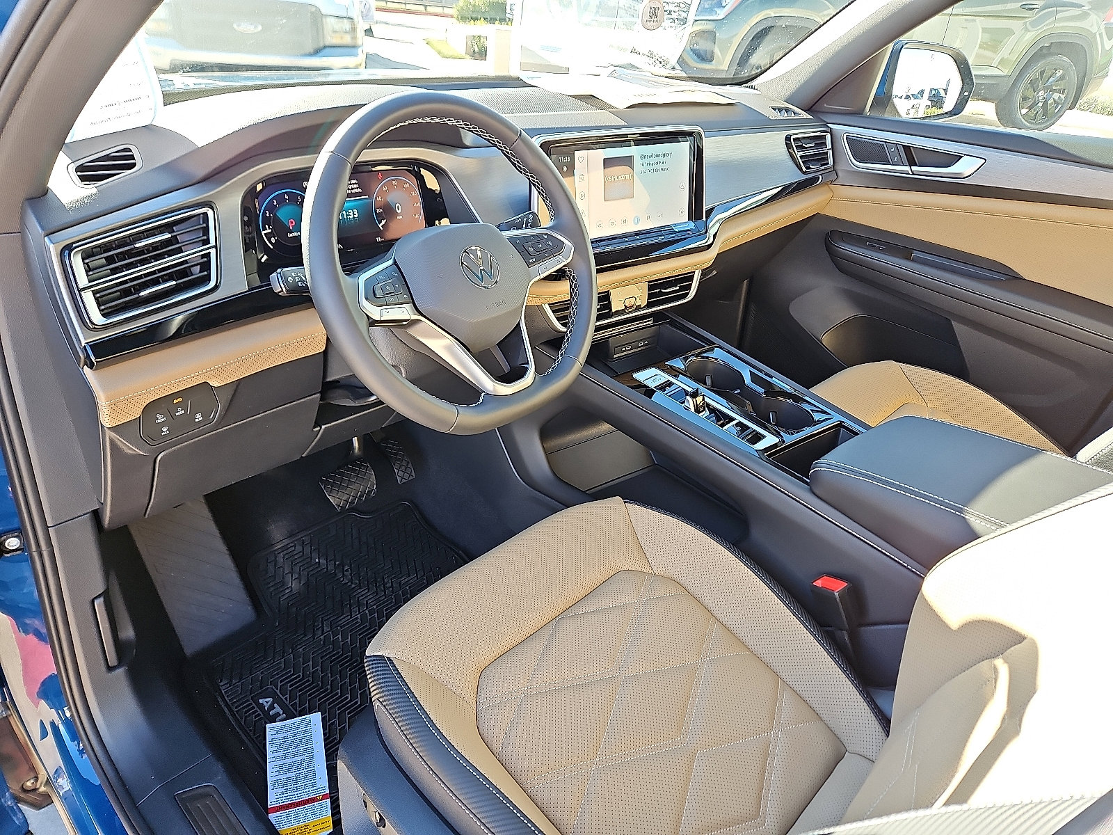 New 2026 Volkswagen Atlas Cross Sport SE image 12