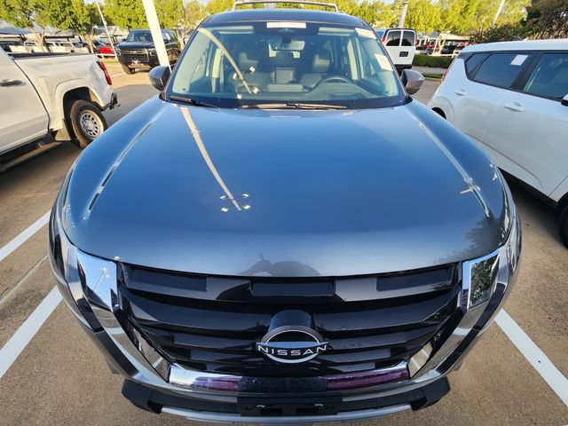 Used 2025 Nissan Pathfinder Platinum w/ Cargo Package FWD image 2