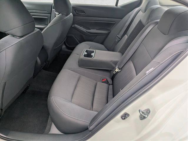 Used 2025 Nissan Altima 2.5 SV FWD image 16
