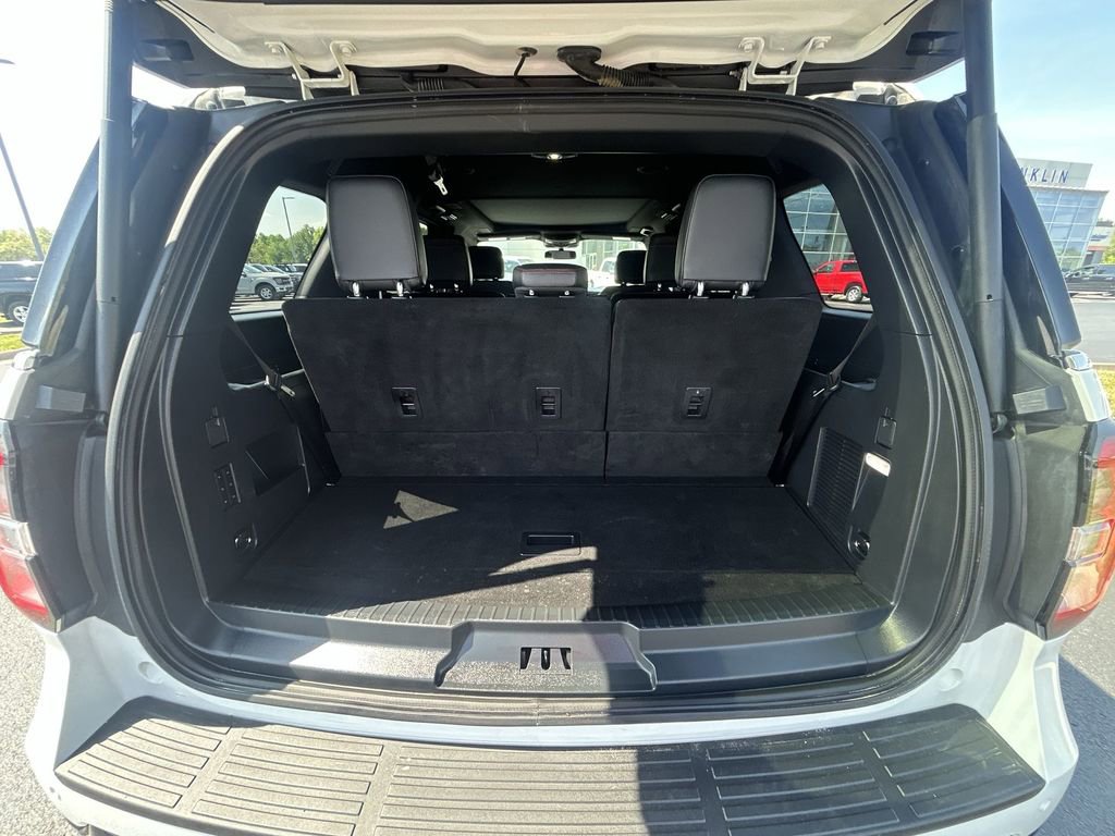 Used 2024 Ford Expedition Limited AWD/4WD image 31