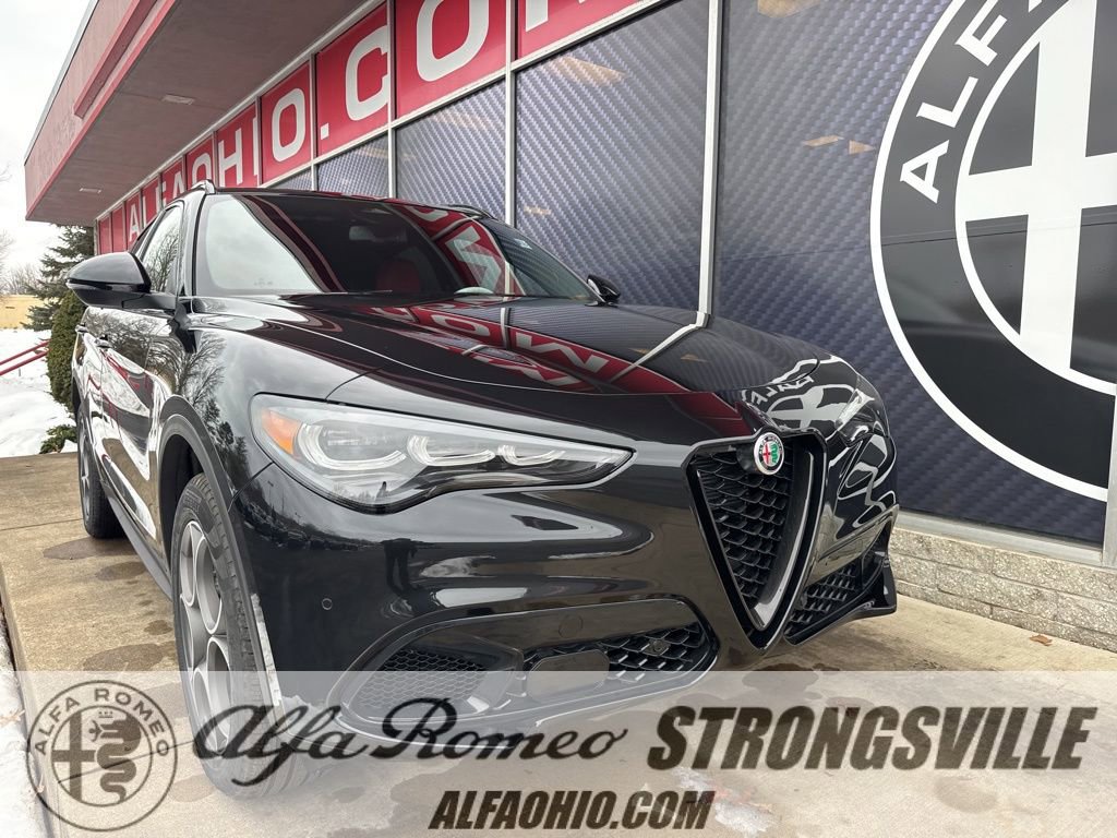 New 2026 Alfa Romeo Stelvio Sprint image 1
