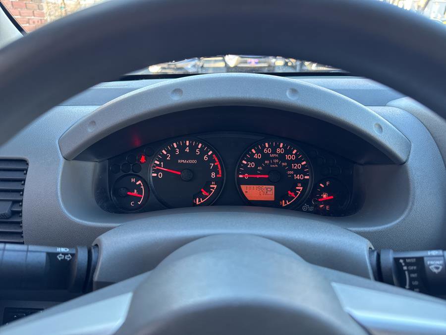 Used 2018 Nissan Frontier SV image 32