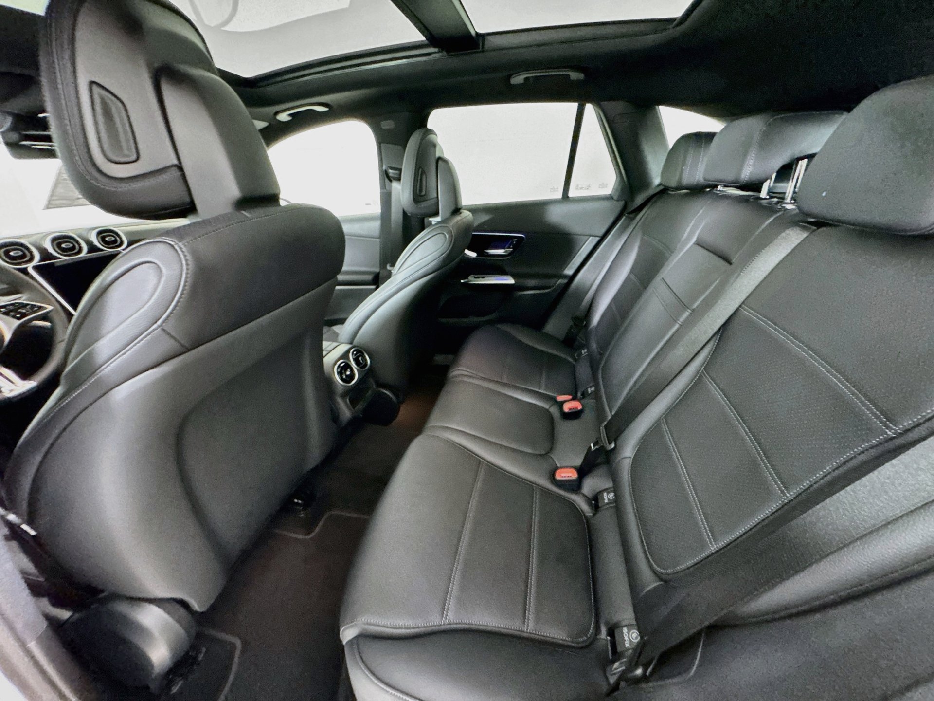 New 2027 Mercedes-Benz GLC 300 image 27
