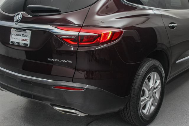 Certified 2018 Buick Enclave Essence FWD image 10