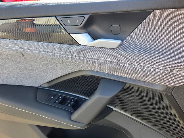 New 2026 Volkswagen Tiguan S FWD image 25