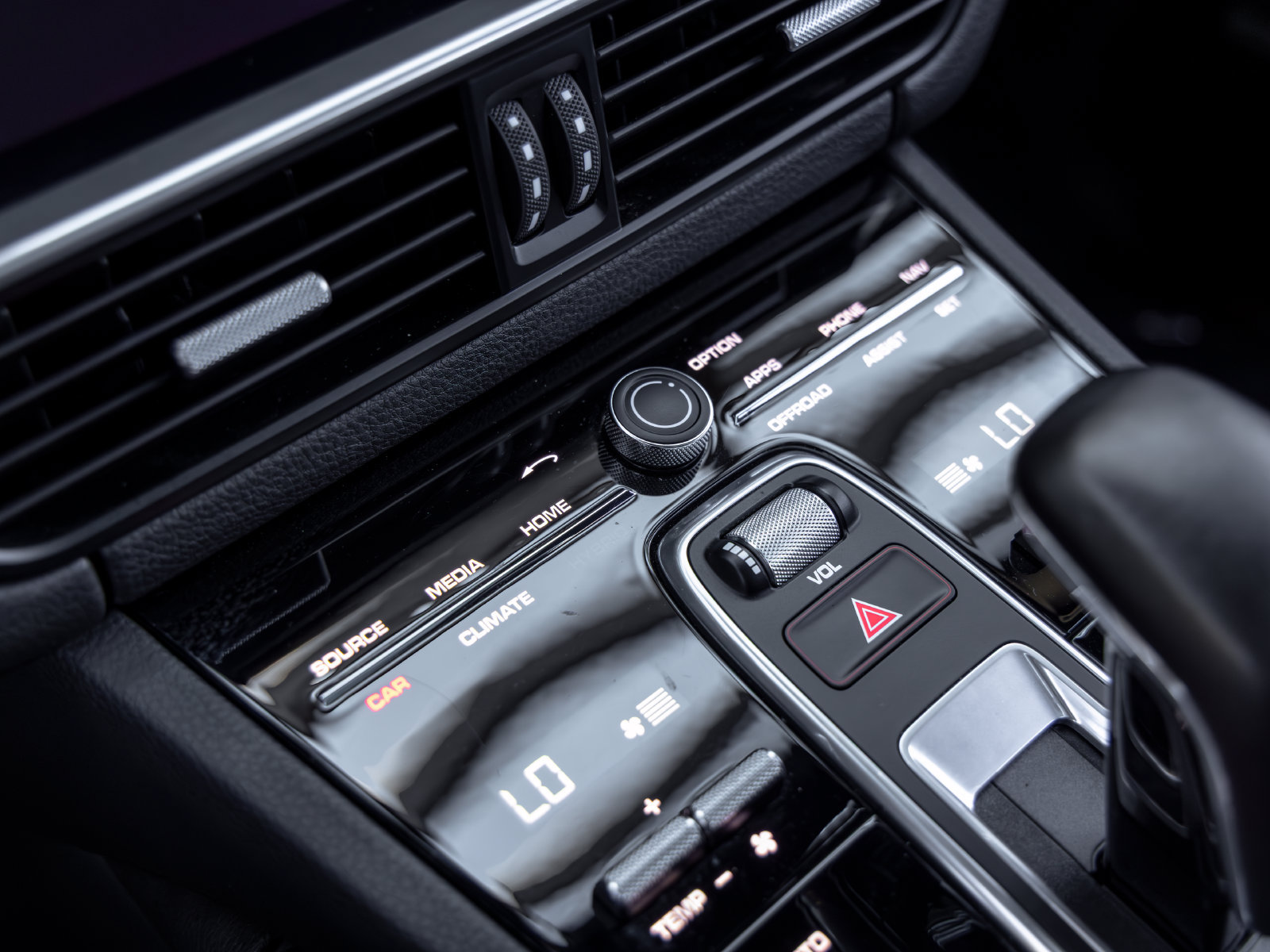 Certified 2023 Porsche Cayenne S Platinum AWD/4WD image 37