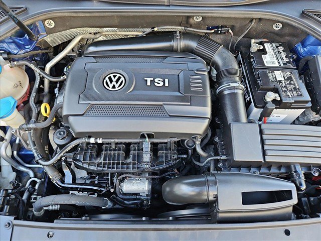 Used 2017 Volkswagen Passat 1.8T R-Line FWD image 21