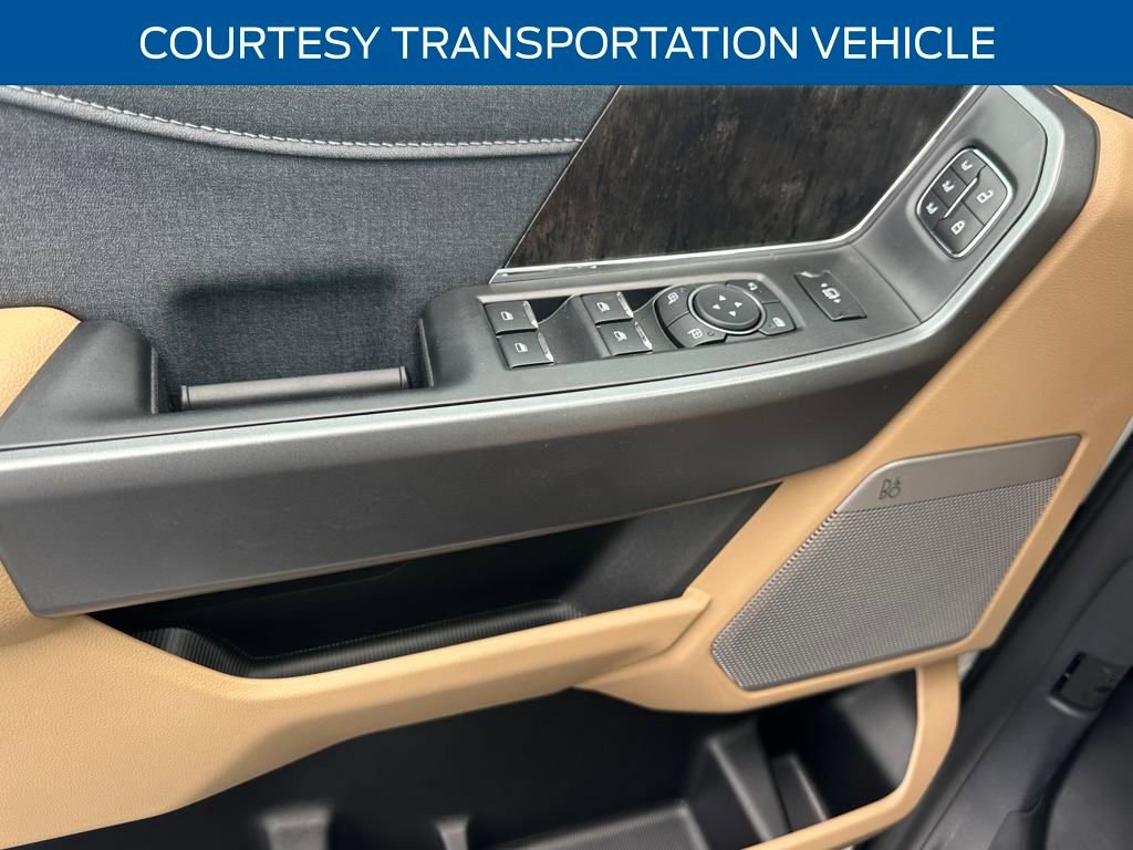 New 2025 Ford F250 Lariat w/ Lariat Ultimate Package image 16