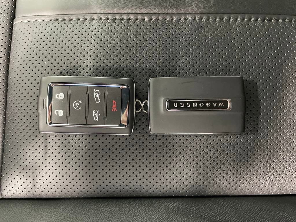 New 2025 Jeep Wagoneer Series II w/ Convenience Group I image 18