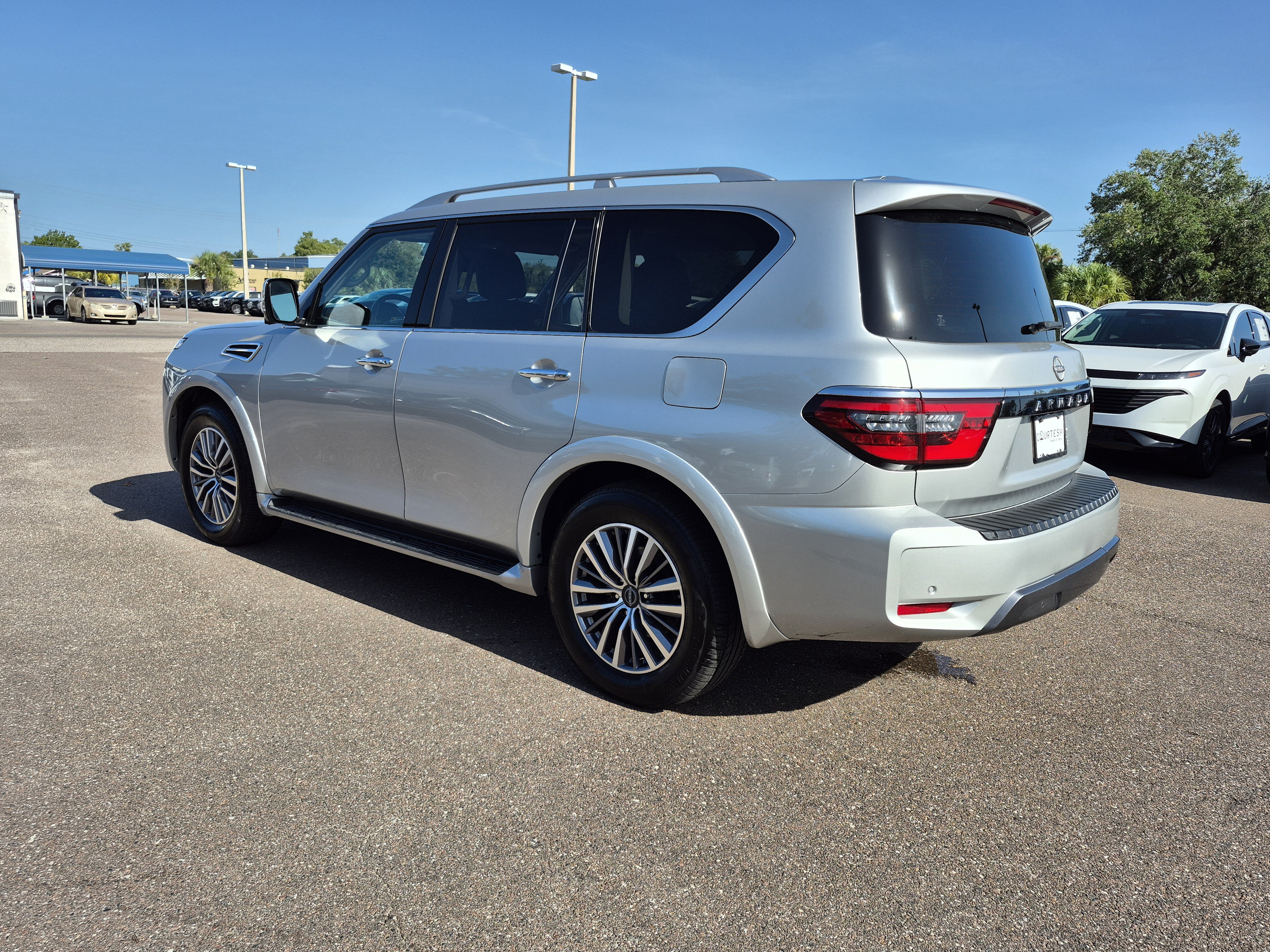 Certified 2024 Nissan Armada SL w/ Captain's Chairs Package RWD image 6