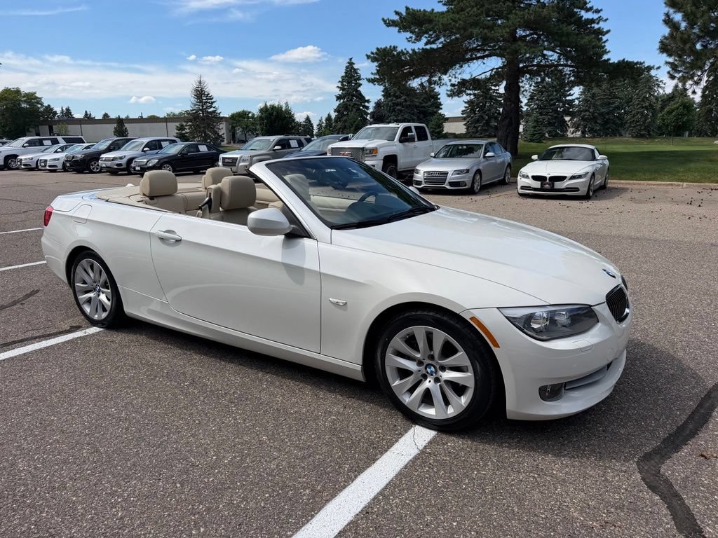 Used 2012 BMW 328i Convertible RWD image 15