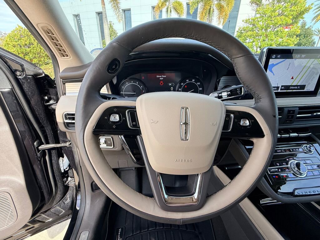 Used 2021 Lincoln Corsair Standard w/ Premium Package image 29