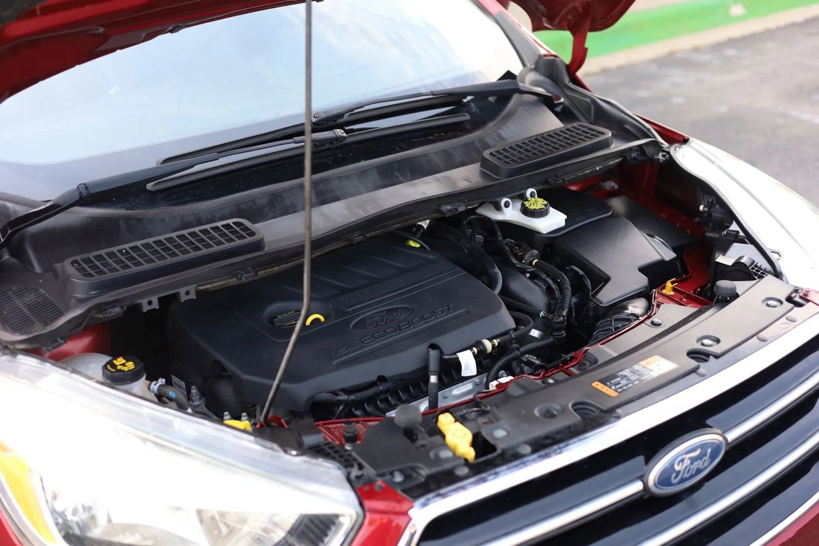 Used 2017 Ford Escape SE w/ SE Cold Weather Package image 36