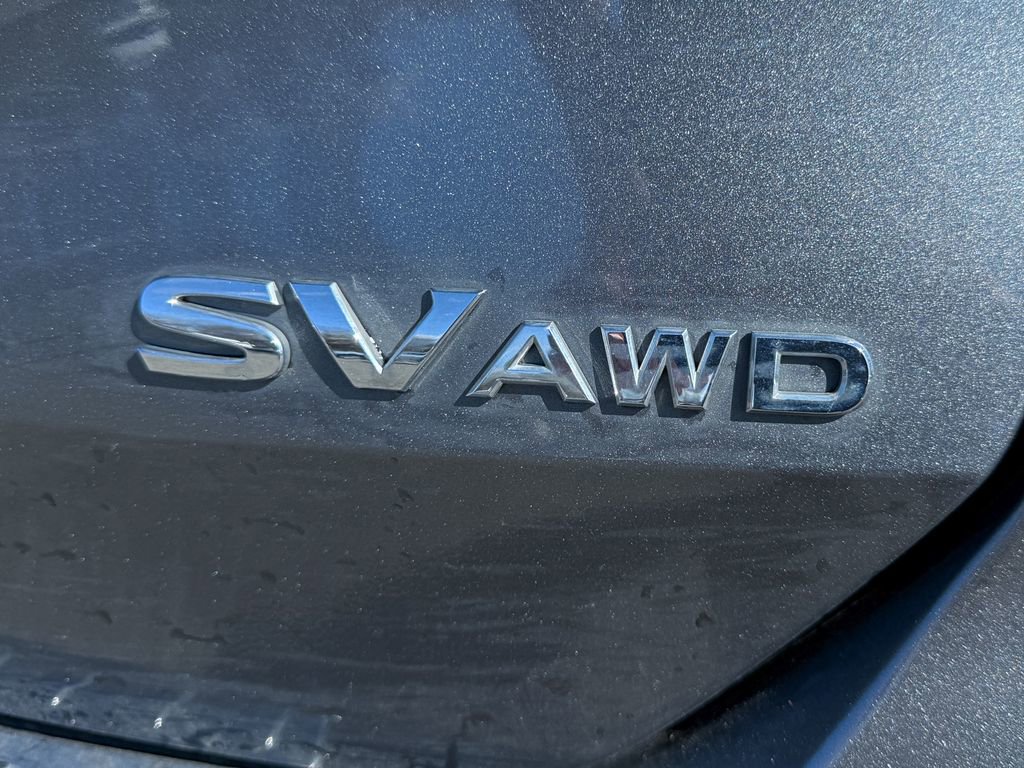 Used 2017 Nissan Rogue SV w/ SV Premium Package image 6