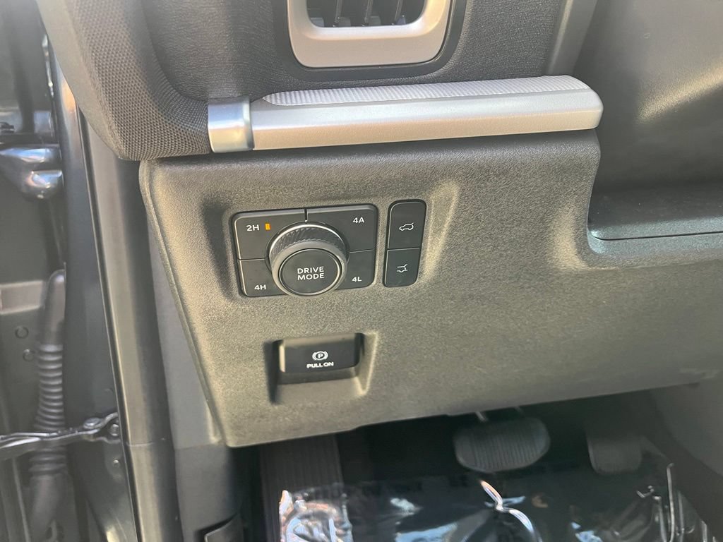 Used 2025 Ford Expedition Max Active AWD/4WD image 39