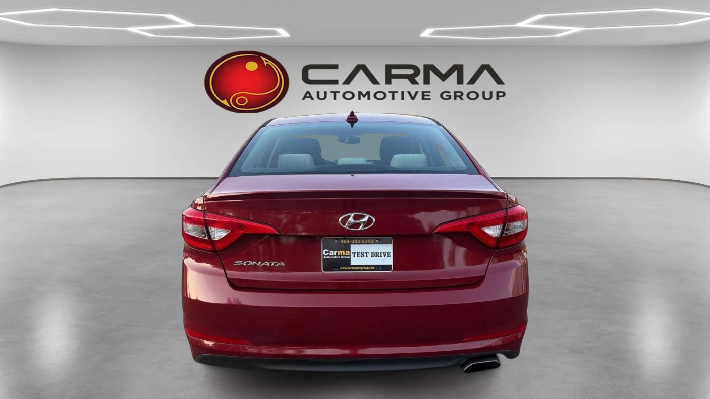 Used 2017 Hyundai Sonata SE FWD image 4
