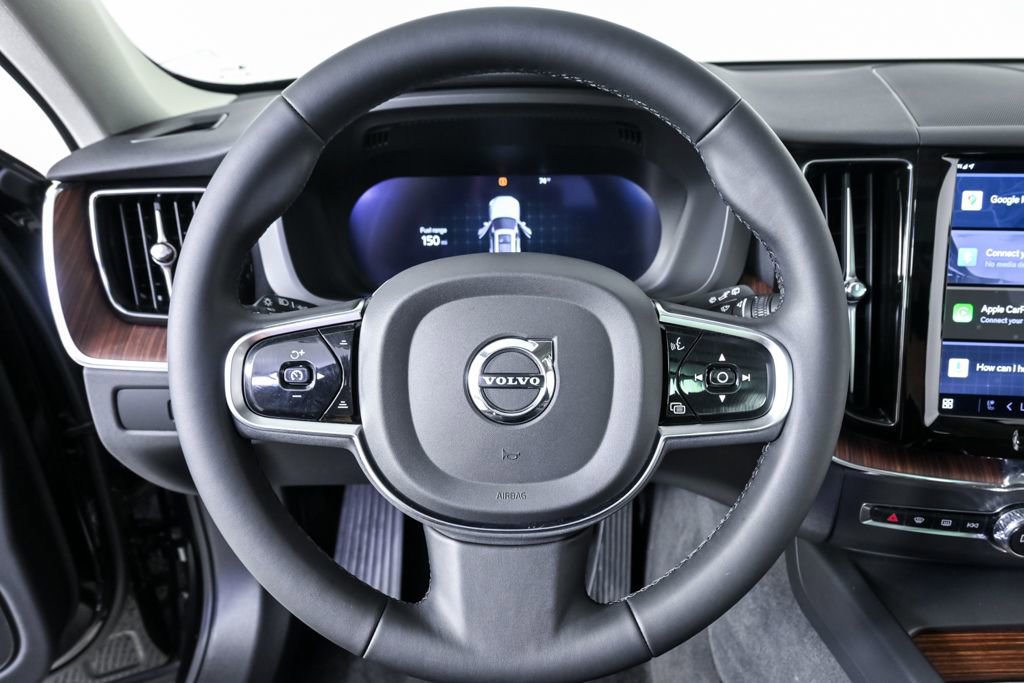 Certified 2023 Volvo XC60 B5 Plus w/ Climate Package image 10