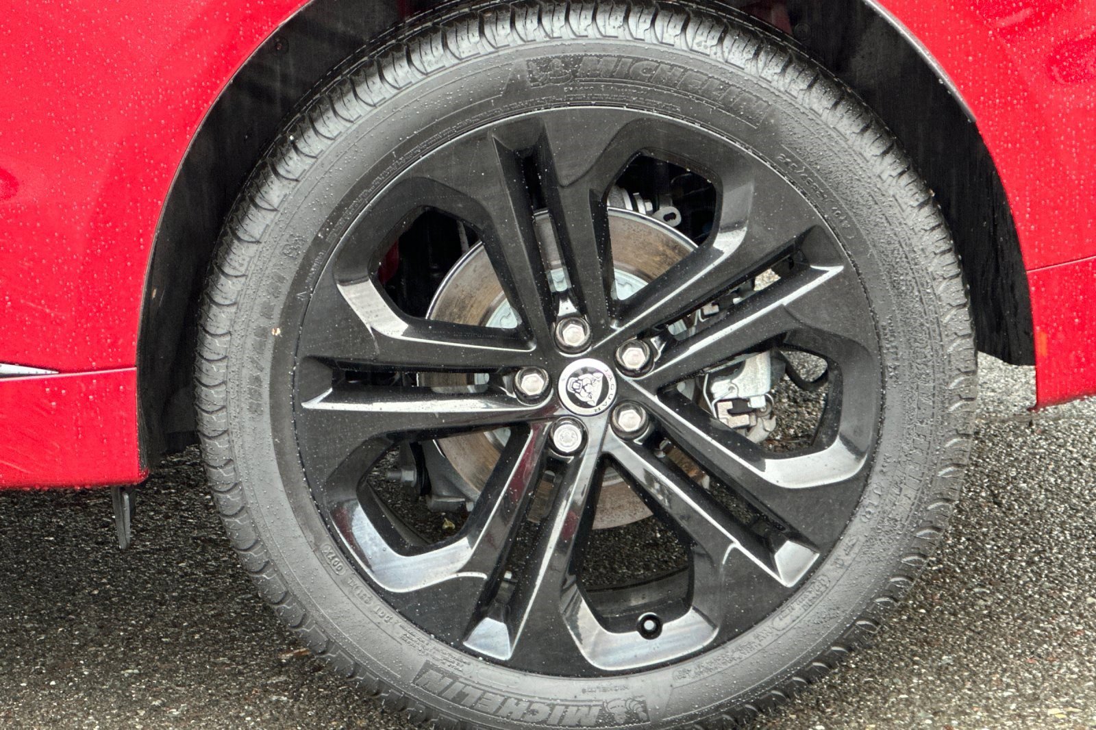 New 2024 Jaguar F-PACE R-Dynamic S image 13