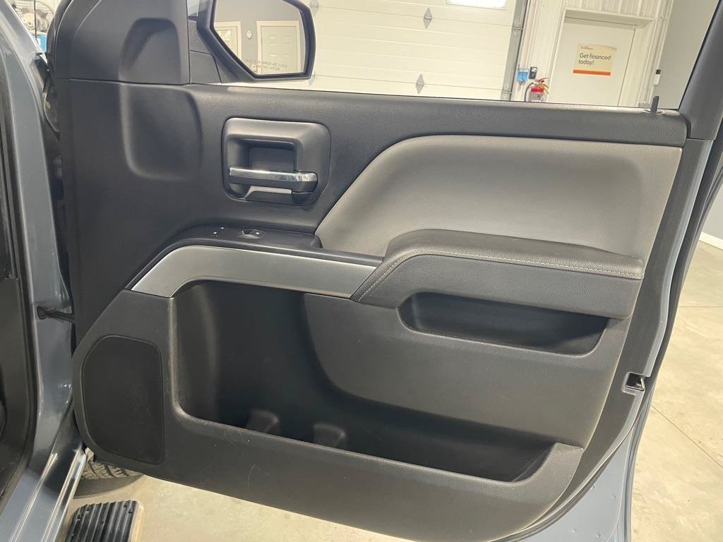 Used 2015 Chevrolet Silverado 1500 LT w/ LT Convenience Package AWD/4WD image 24