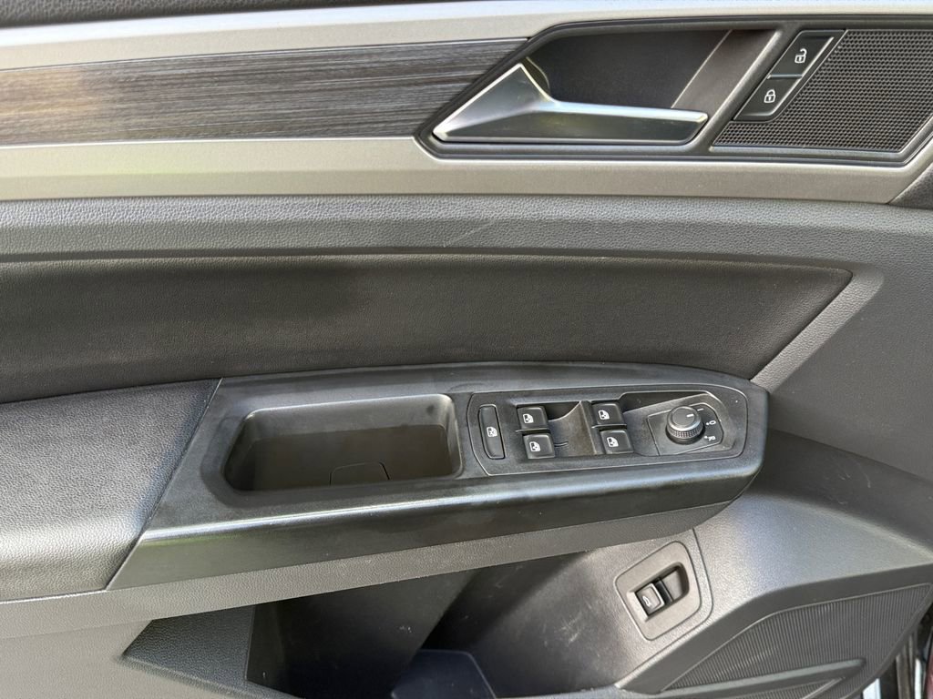 Used 2021 Volkswagen Atlas SEL image 11