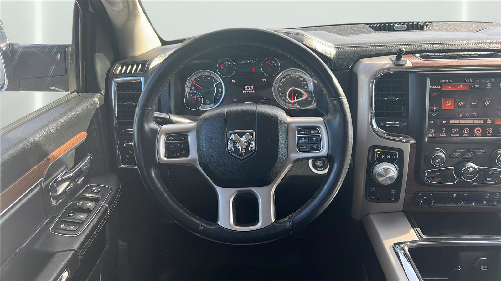 Used 2015 RAM 1500 Laramie w/ Convenience Group AWD/4WD image 11