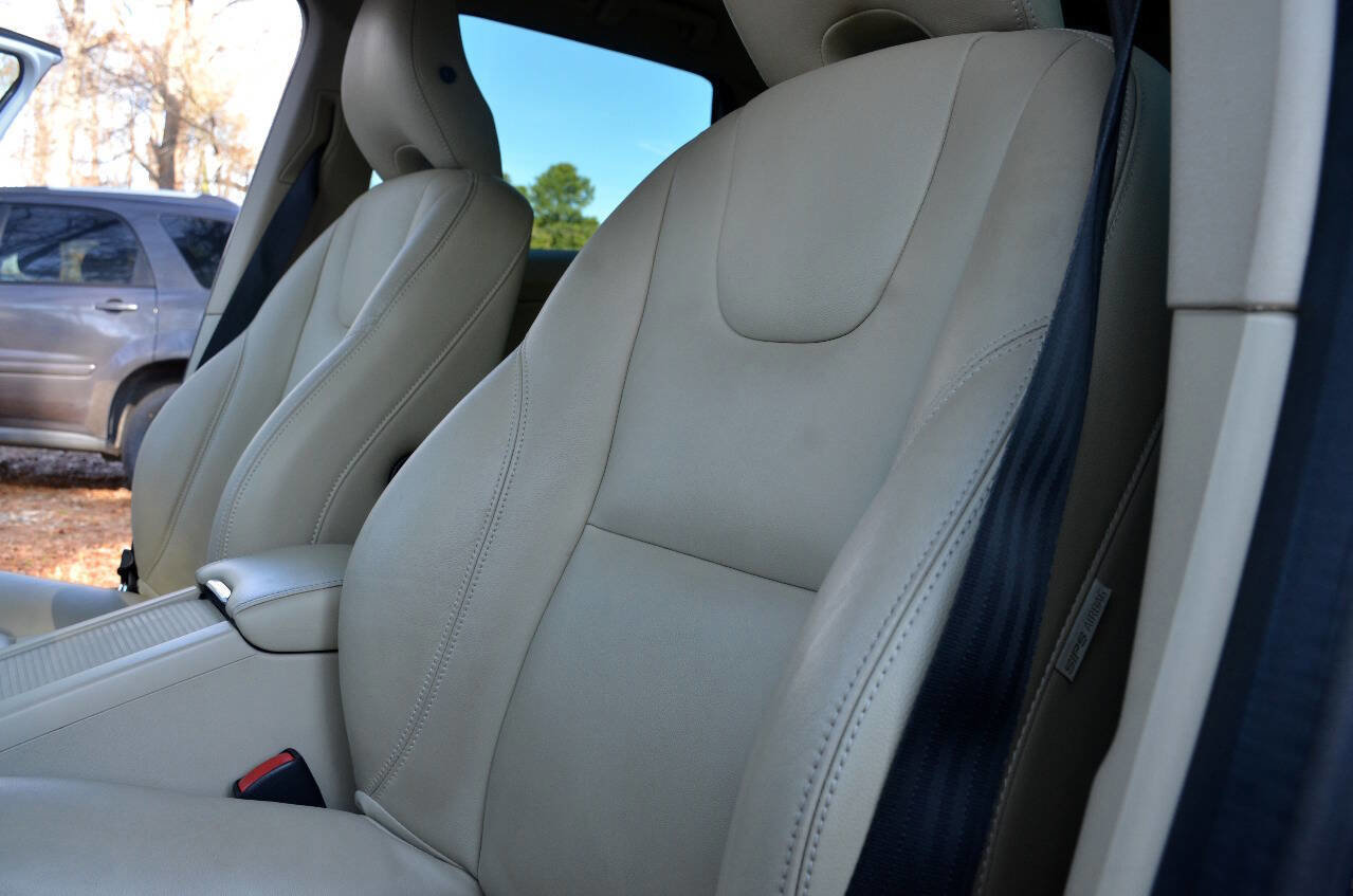 Used 2015 Volvo XC60 3.2 Premier Plus image 15