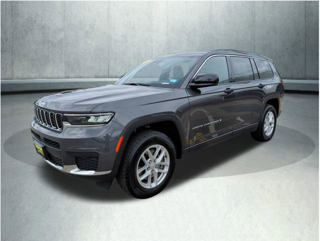 Used 2024 Jeep Grand Cherokee L Laredo w/ Trailer Tow Package AWD/4WD image 1