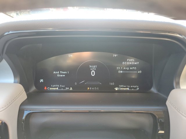 Certified 2023 Lincoln Nautilus AWD w/ Premium Package image 33